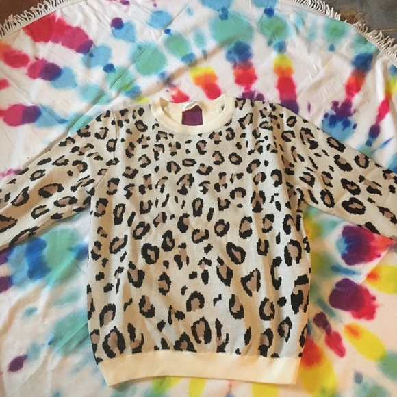 Sweaters - Leopard sweater